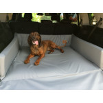 Pelech Golden dog do auta pre psa S 26 x 70 x 90 cm – krémový